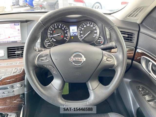 Nissan FUGA 2011-10 396690-13