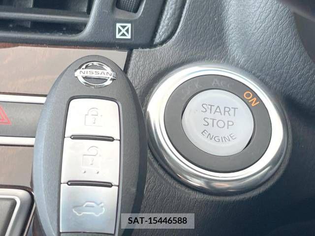 Nissan FUGA 2011-10 396690-5