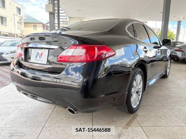 Nissan FUGA 2011-10 396690-17