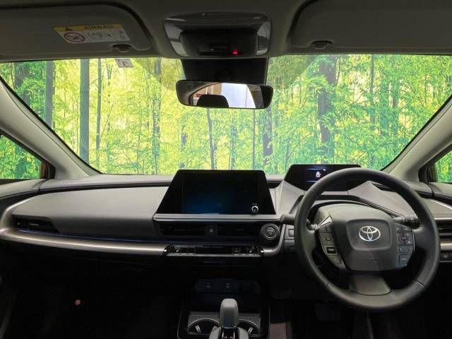Toyota PRIUS 2023-03 26796-1