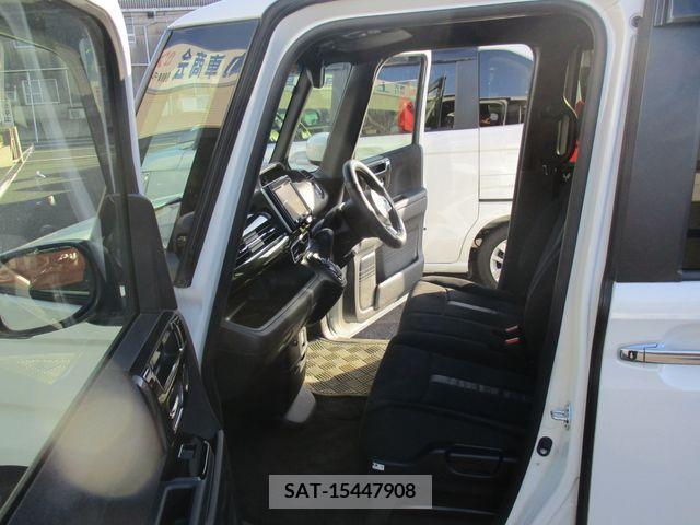 Honda N BOX CUSTOM 2018-08 278911-4