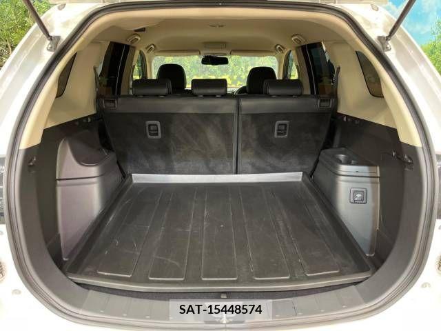 Mitsubishi OUTLANDER PHEV 2016-10 206030-10