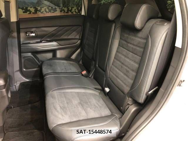 Mitsubishi OUTLANDER PHEV 2016-10 206030-9