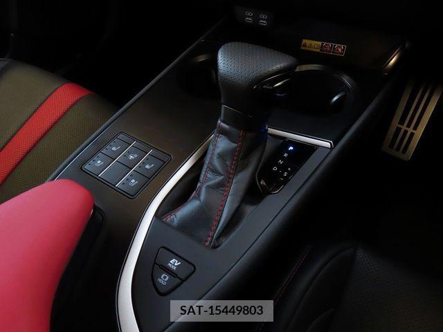 Lexus UX 2023-03 388125-24