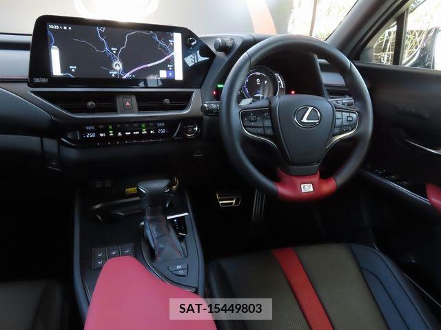 Lexus UX 2023-03 388125-20