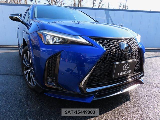 Lexus UX 2023-03 388125-28