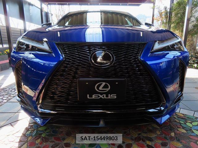 Lexus UX 2023-03 388125-3