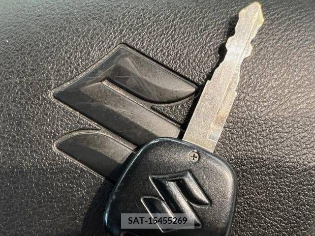 Suzuki ALTO 2018-09 305083-7
