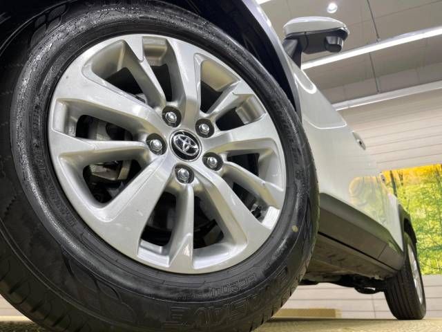 Toyota YARIS CROSS 2023-07 194442-13