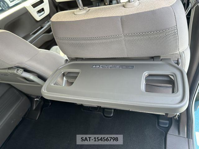 Honda N BOX 2021-11 210668-10