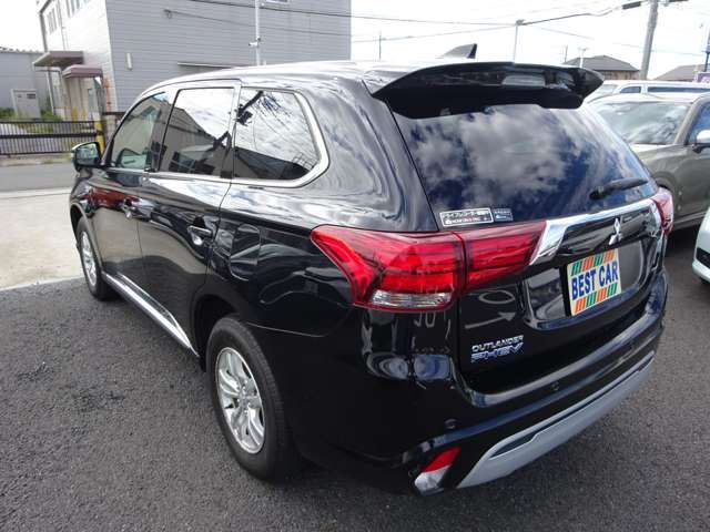 Mitsubishi OUTLANDER PHEV 2019-09 24851-2