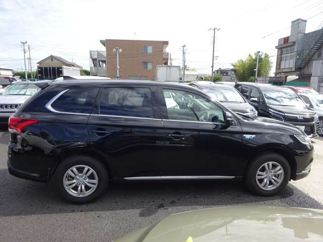 Mitsubishi OUTLANDER PHEV 2019-09 24851-11