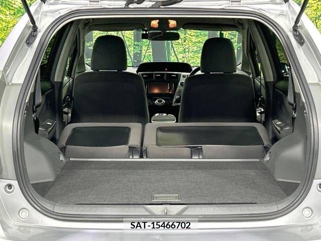 Toyota PRIUS ALPHA 2013-05 328133-10
