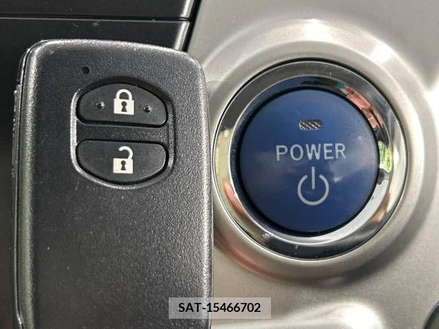 Toyota PRIUS ALPHA 2013-05 328133-7