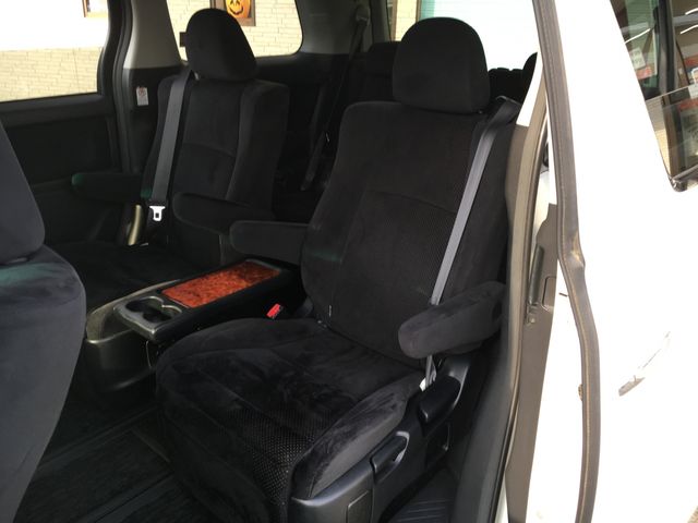 Toyota VELLFIRE 2009-08 21605-12