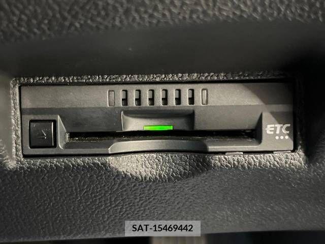 Toyota PRIUS 2019-10 322426-6