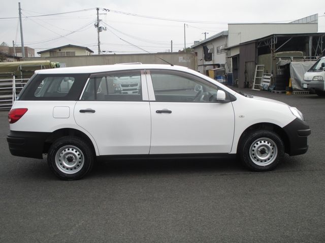 Nissan AD VAN 2015-12 18183-3