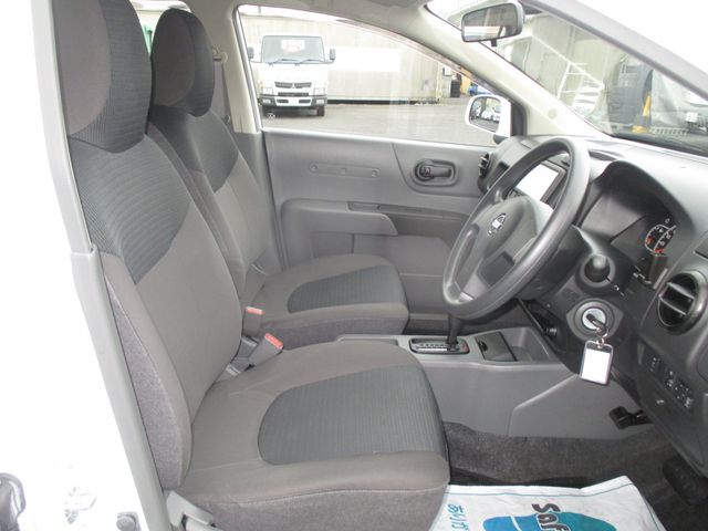 Nissan AD VAN 2015-12 18183-13