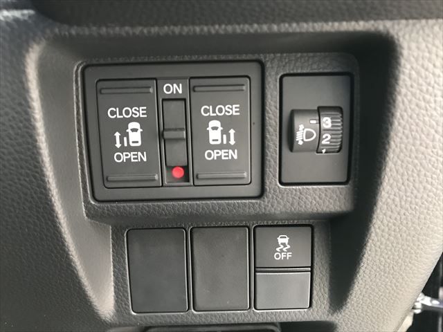 Honda e 2022-07 16203-25