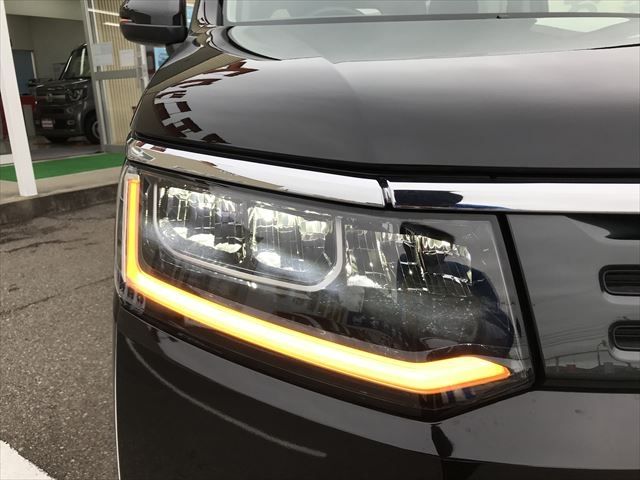 Honda e 2022-07 16203-3