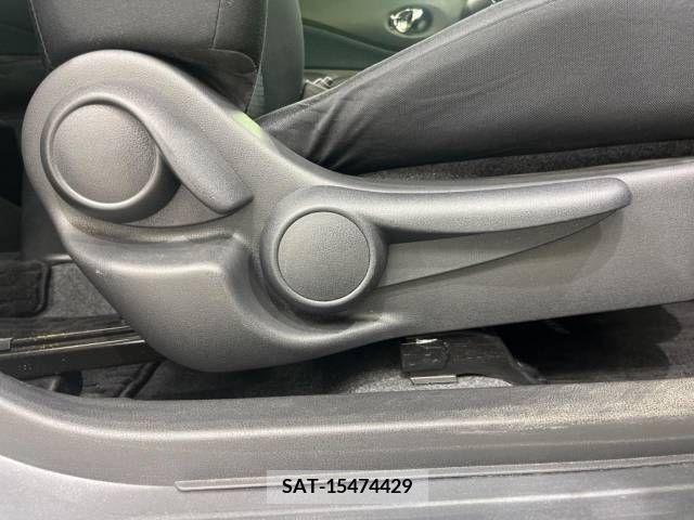 Nissan NOTE 2013-11 327242-8