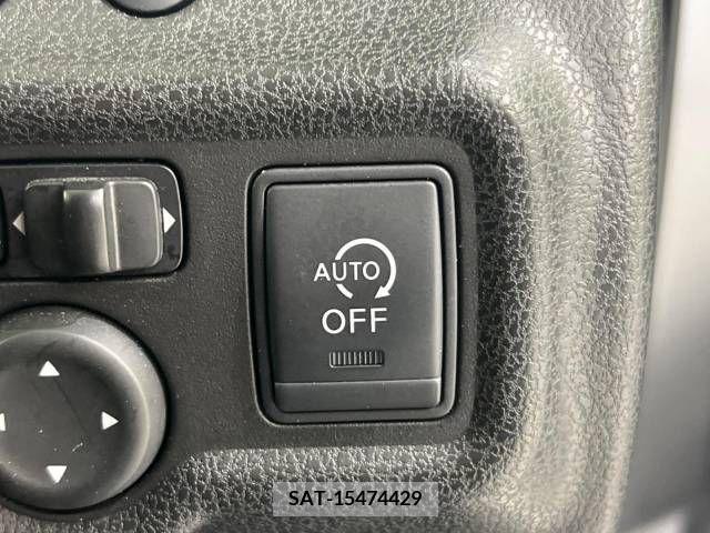 Nissan NOTE 2013-11 327242-7
