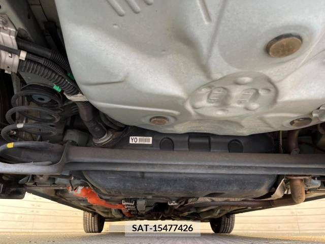 Toyota AQUA 2013-07 376342-19