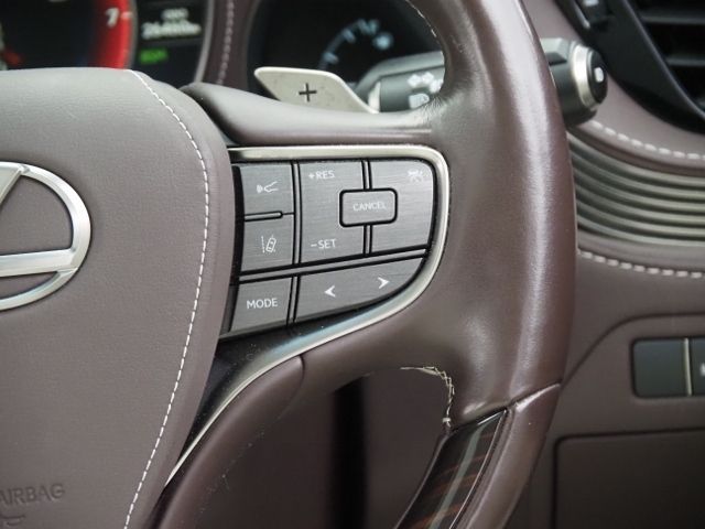 Lexus LS 2018-09 22269-17