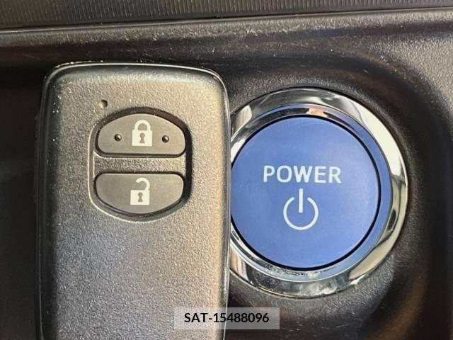 Toyota AQUA 2019-01 220427-8