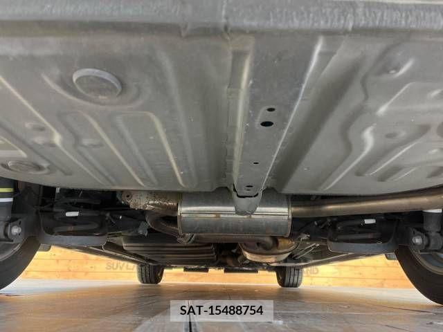 Toyota VOXY 2016-11 245754-19