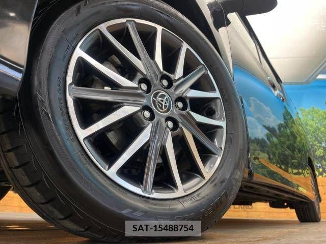 Toyota VOXY 2016-11 245754-13