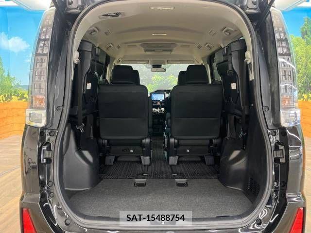 Toyota VOXY 2016-11 245754-10