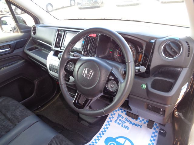 Honda N-WGN 2016-02 8406-1