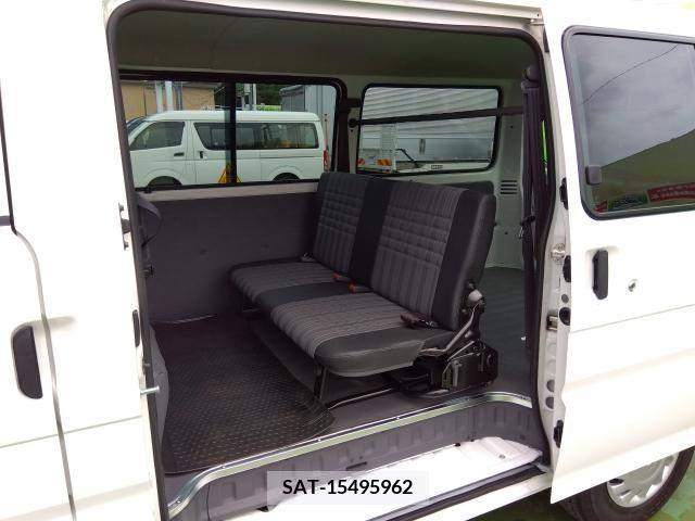 Mazda BONGO VAN 2018-04 263252-7