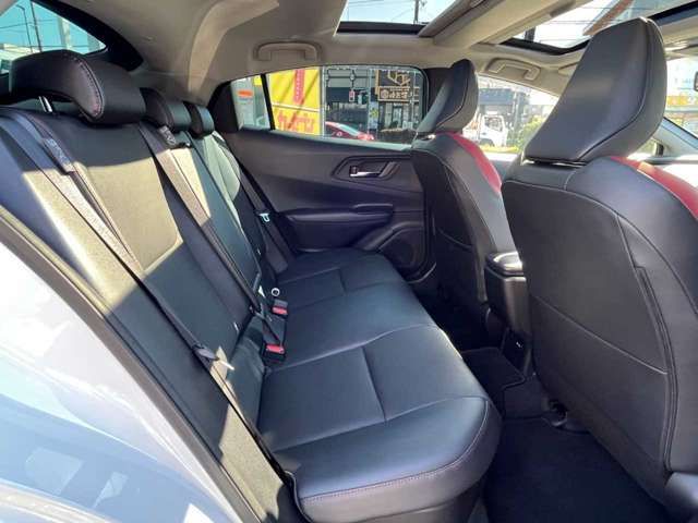 Toyota PRIUS 2023-03 27248-4