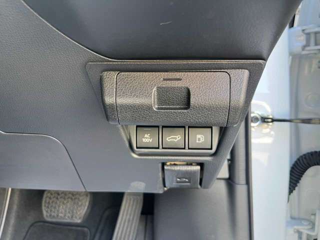 Toyota PRIUS 2023-03 27248-11