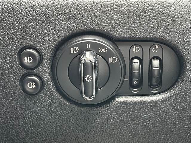 Bmw MINI 2018-11 6840-8