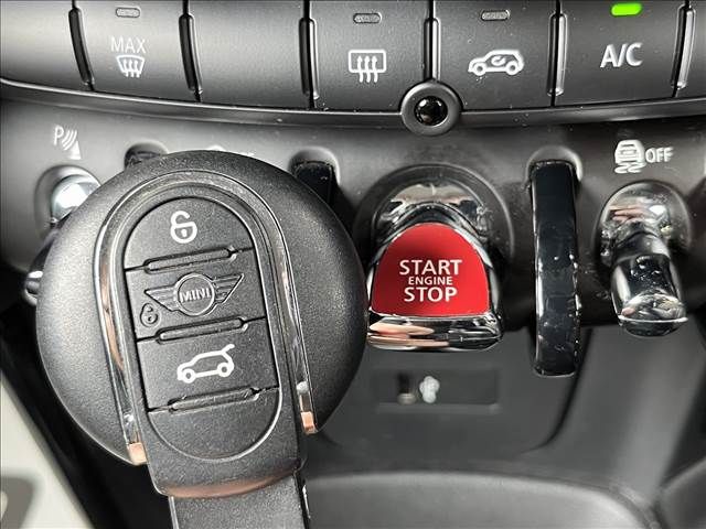 Bmw MINI 2018-11 6840-6