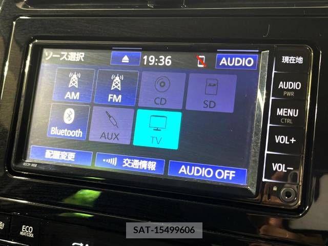 Toyota PRIUS 2020-01 393355-7