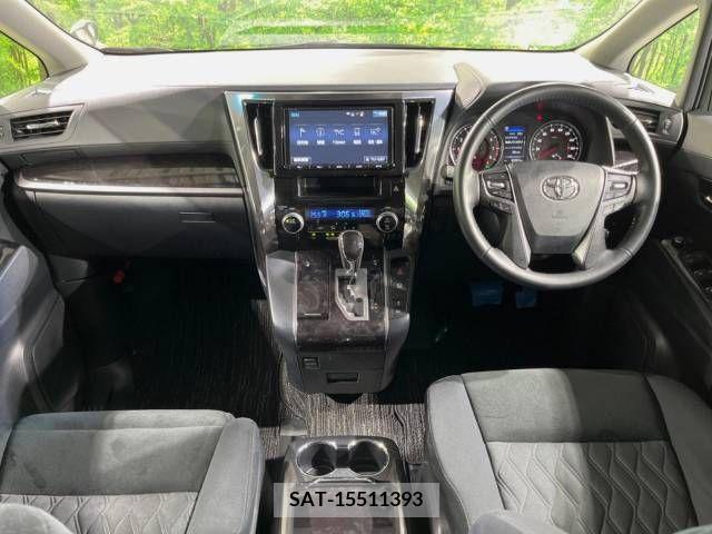 Toyota VELLFIRE 2018-03 350752-1