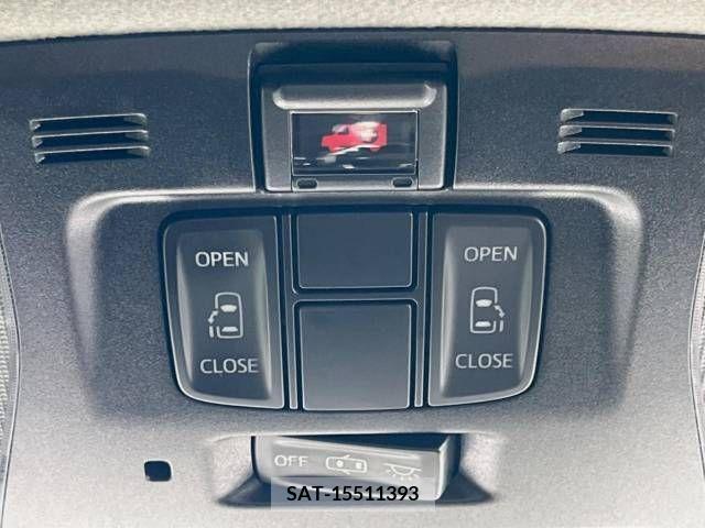 Toyota VELLFIRE 2018-03 350752-6