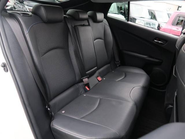 Toyota PRIUS 2016-03 2060-12