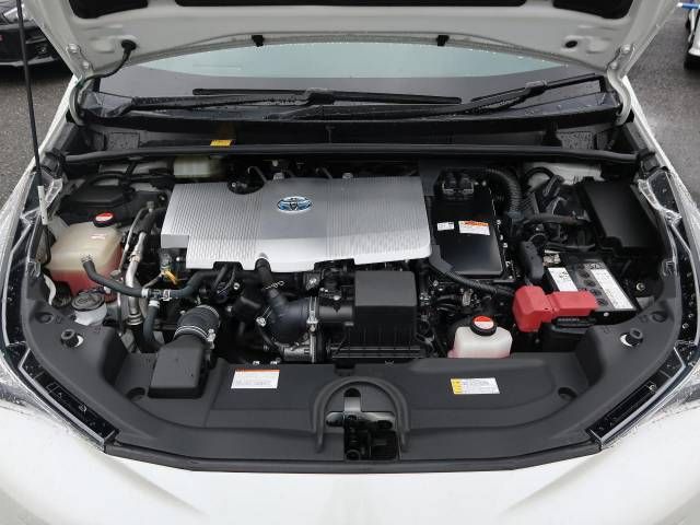 Toyota PRIUS 2016-03 2060-18