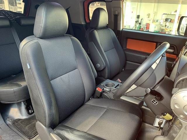 Toyota FJ CRUISER 2013-01 9100-10