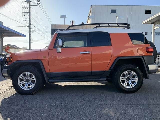 Toyota FJ CRUISER 2013-01 9100-14
