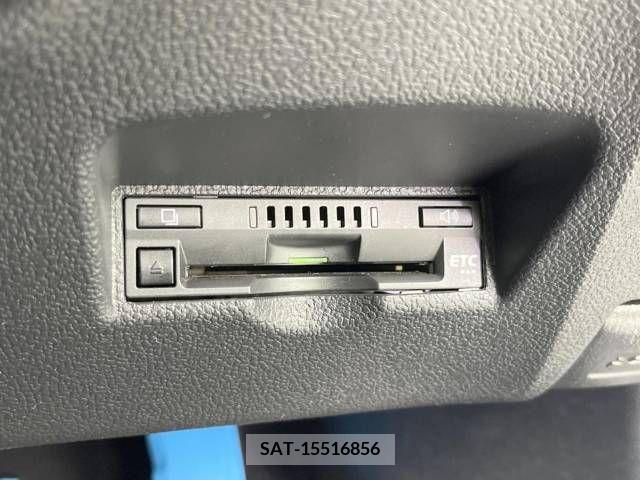 Toyota PRIUS 2017-03 281957-6