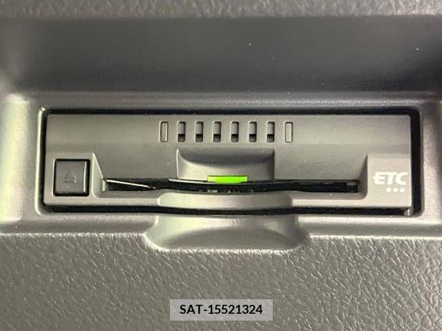 Toyota VITZ 2018-08 394863-5