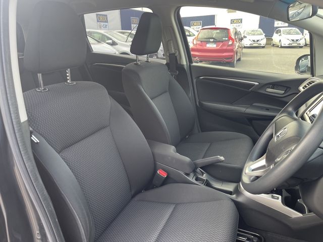 Honda FIT 2018-12 190582-3