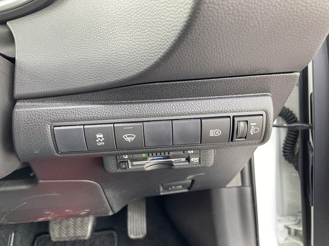Toyota COROLLA TOURING 2019-10 18134-11