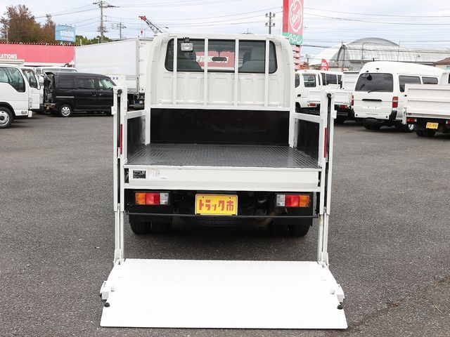 Nissan ATLAS 2020-05 186643-10